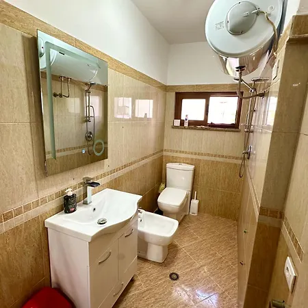 Rebi 3 Apartment